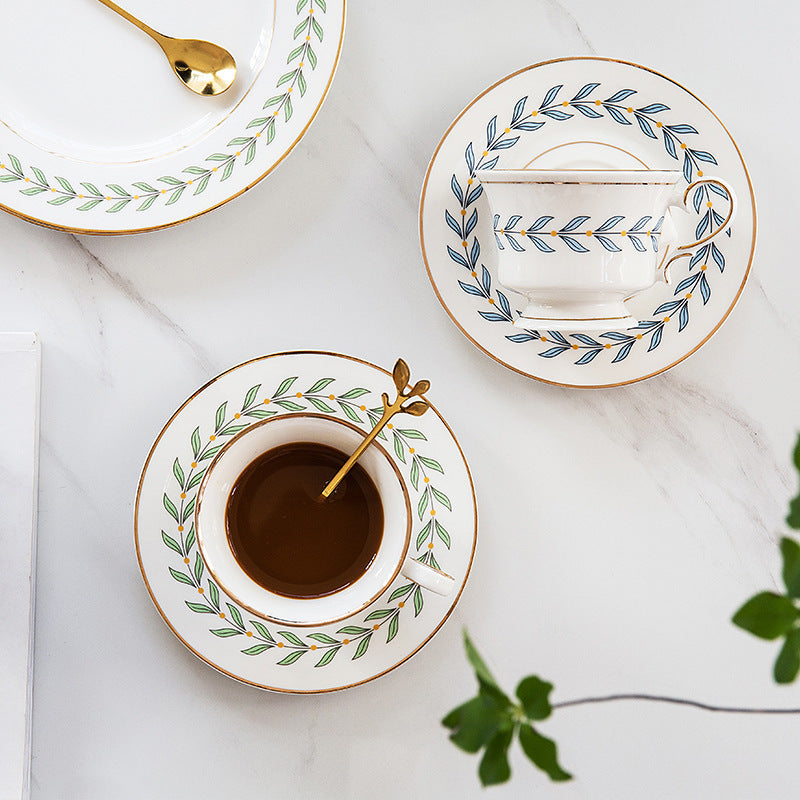 Modern Gold-Painted Afternoon Tea Cup And Saucer Flower Tea Cup